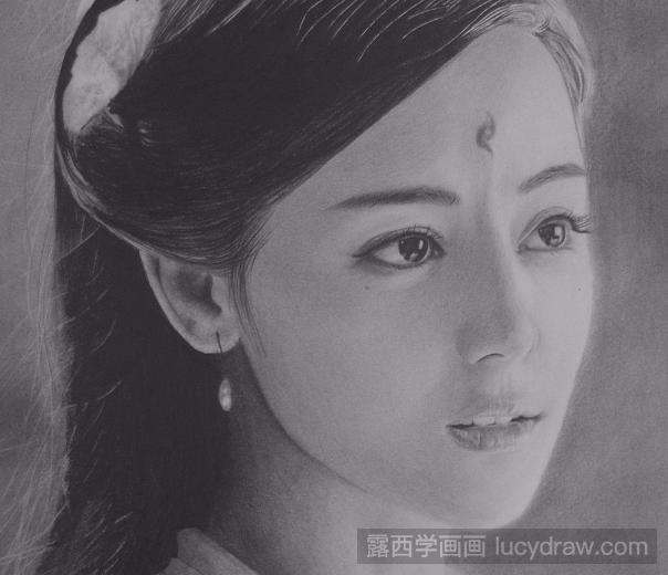 素描作品欣赏：一组迪丽热巴画像