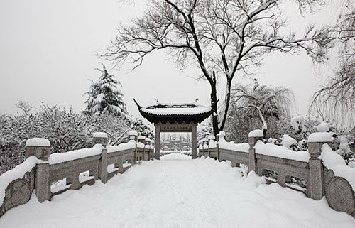 江南的雪景简笔画