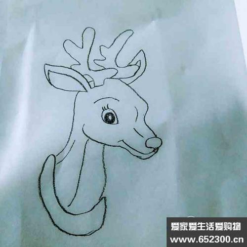 小鹿头部的简笔画法